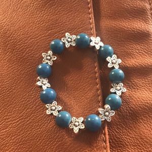 beaded flower stretch bracelet
